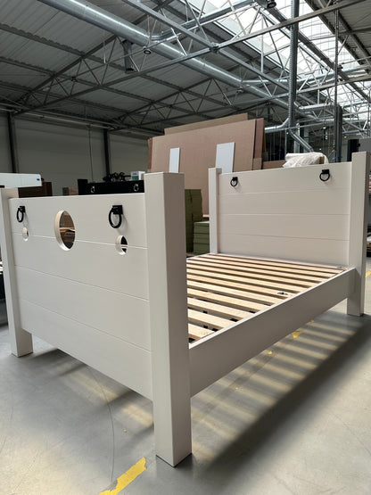 UK/EU KING (US QUEEN)