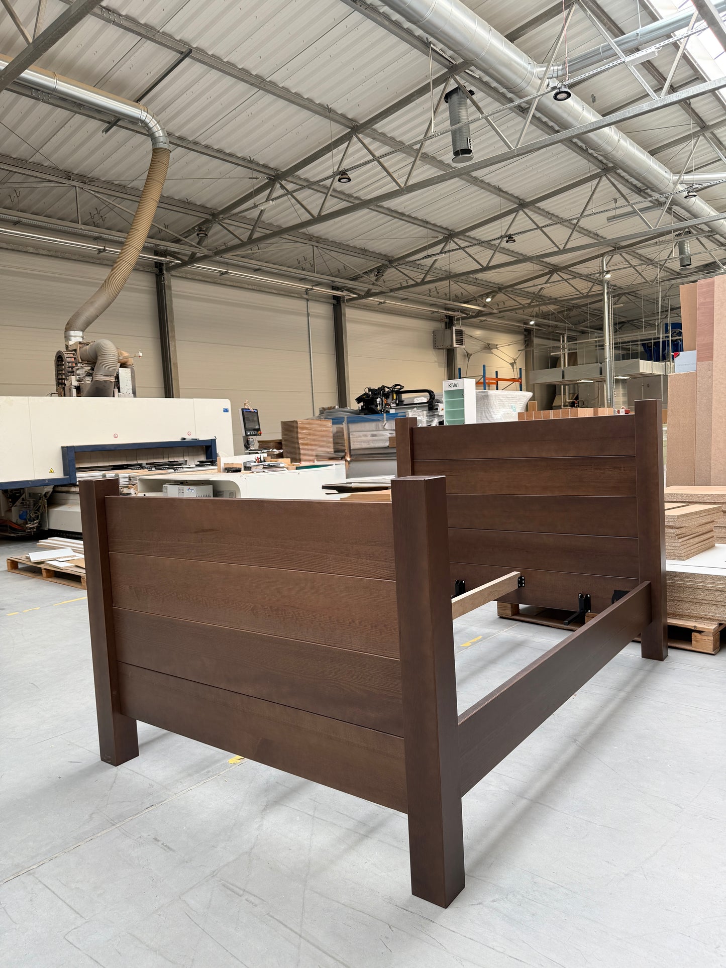 UK/EU KING (US QUEEN)