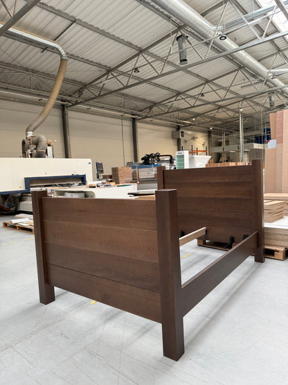 UK/EU KING (US QUEEN)