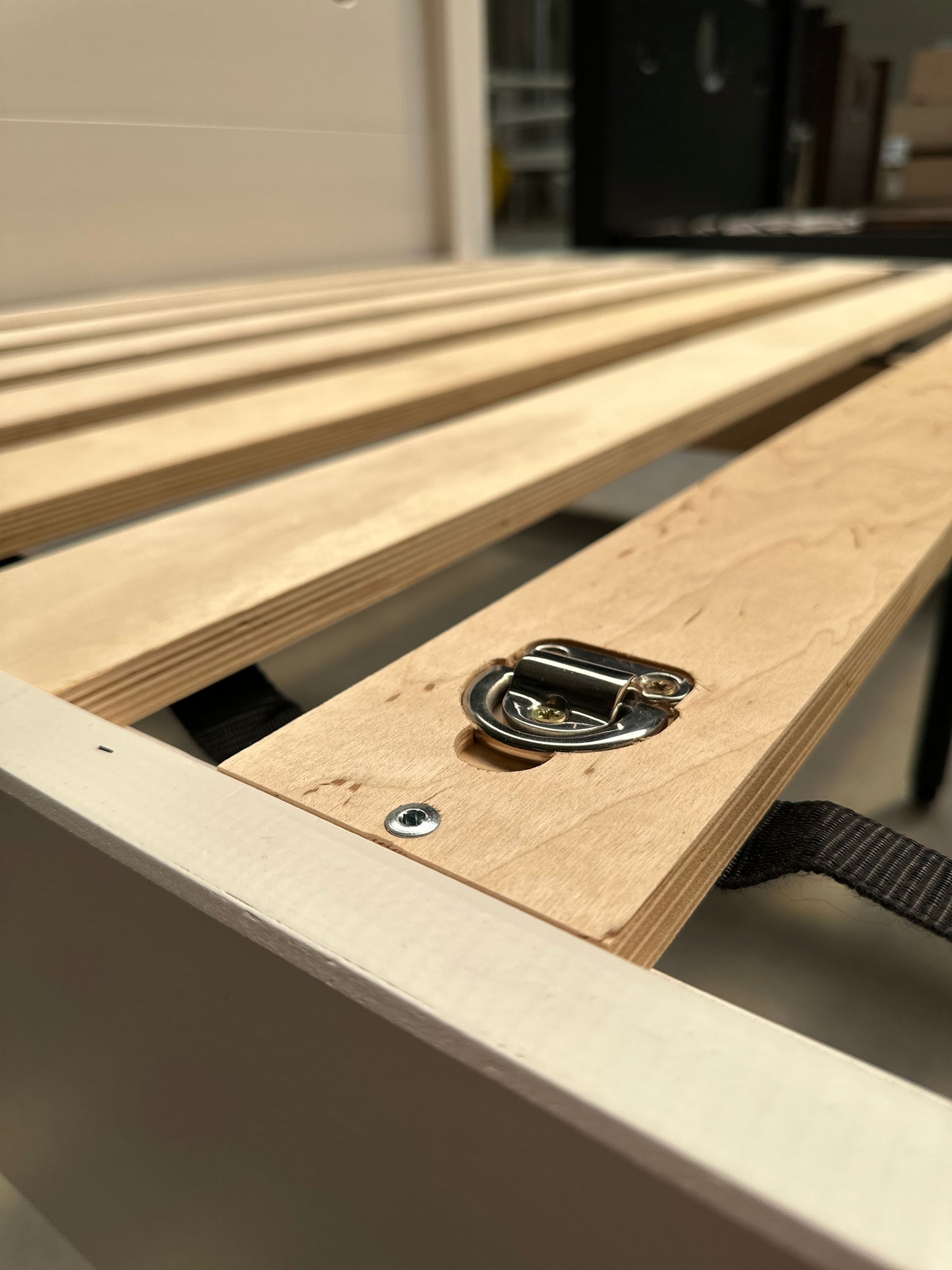 UK/EU KING (US QUEEN)